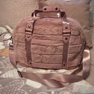 NWOT Cynthia Rowley Pink faux fur large handbag/duffel bag with crossbody strap